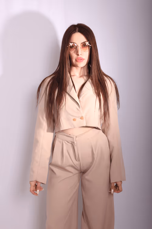 Item #5103703959889671819587763568548388729319358856956338530622636565510100090881 Media