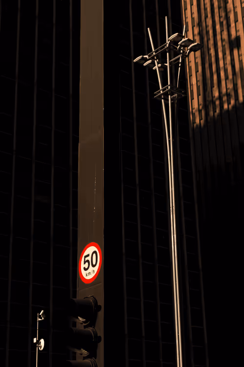 Item #51713688371441963364437702174856036377289266459238350910638525359235342008321 Media