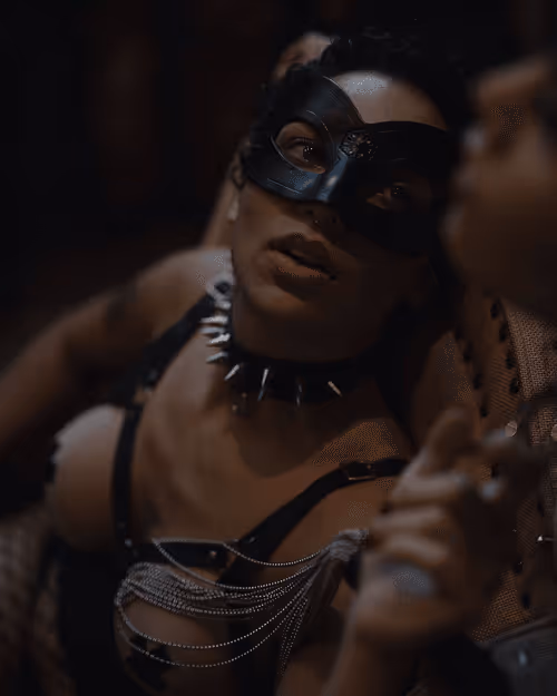 Item #45270907079150831630835126991051497487401745307980783275453893977713045143553 Media