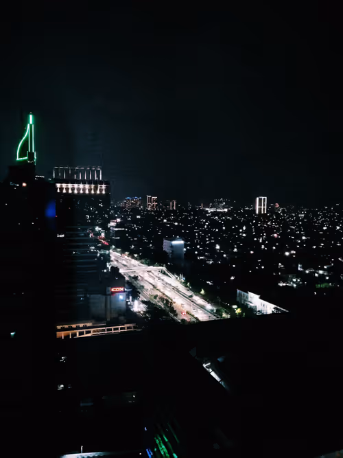 Item #43041745947340501395762136135645569351420757841075512759923267235906901245962 Media