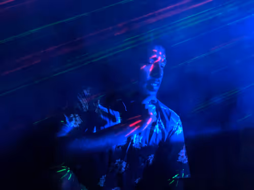 Item #66194376670199277119370017754426809254156015012110704978842371788000706166785 Media