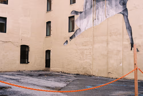 Item #56912664102505684401241846213257587603007609539773065122493917072469656600577 Media