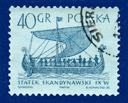 Item #43396075324703898266047812514621818701228729938743194280491743680667995602945 Media