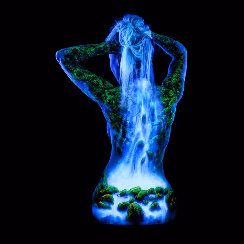 Item #61654365074772283507350214951422006033668380677376666978448167585851696480356 Media