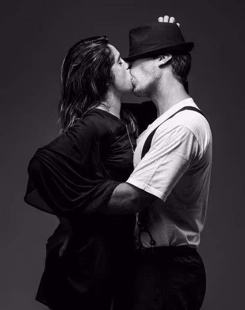 Item #83474408150443161227419273742814860452888408872523415106862383387765536456705 Media