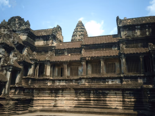 Item #47740723628740992811774374688397150768592318939959493340400451100010872832001 Media