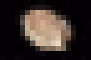 Item #101611924623998941930333168661882227535054209369254077446309962945502868668417 Media