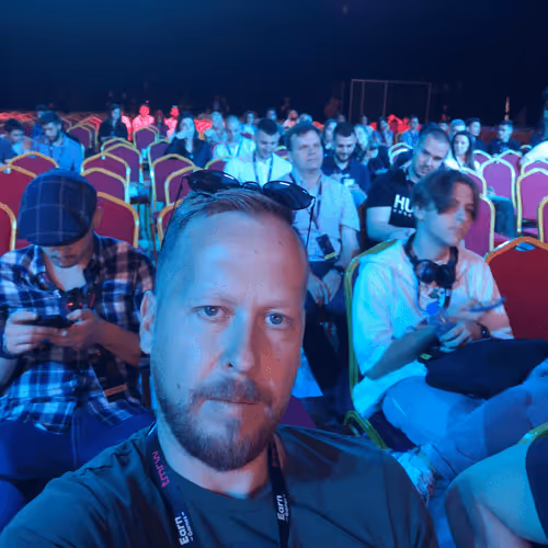 Item #2628333874954437755590947507767253607701783208951874616811501944622402240513 Media