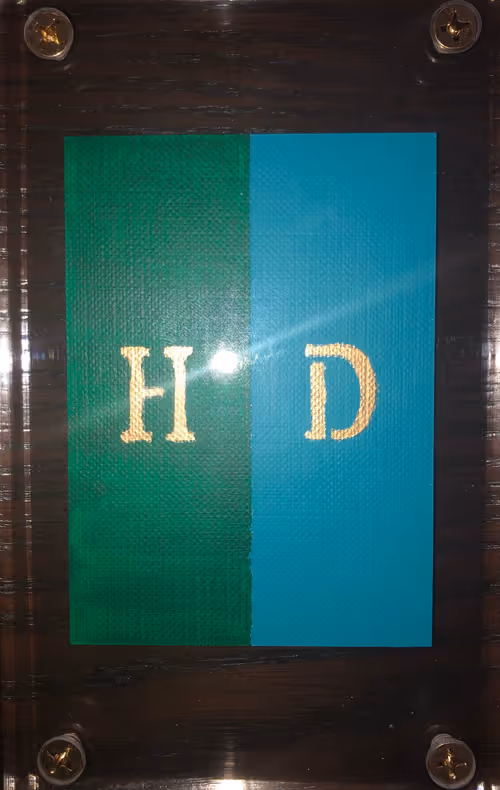 Item #23712955375445781403554449597734991184459726037539563642804380984976041050113 Media