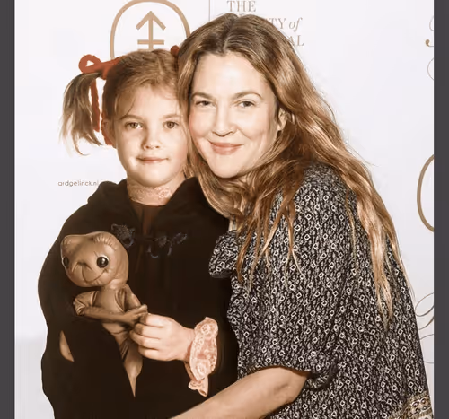 Item #16772908897123540299742037453982694632038886830556259731043723941162889773066 Media