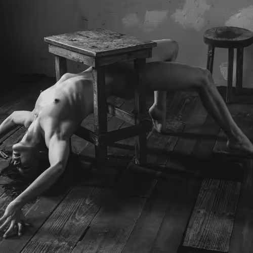 Item #85989641865080777330393258253351832569172261842532008571347801938962856017921 Media