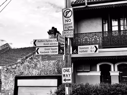 Item #74817359076642782556585350322471739713426593632609016310354114334507514462209 Media