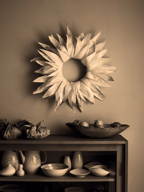 Item #15081463501546268006596121588316872326209313817998412847676537065450875387905 Media