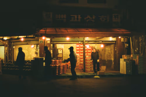 Item #60964587188490432994661471612417691522678150144608036691280545750668246253569 Media