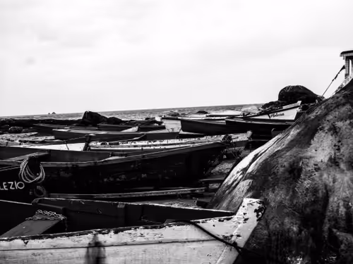 Item #41224920182518181560806089157378548851265861215278832006028644636905095299073 Media