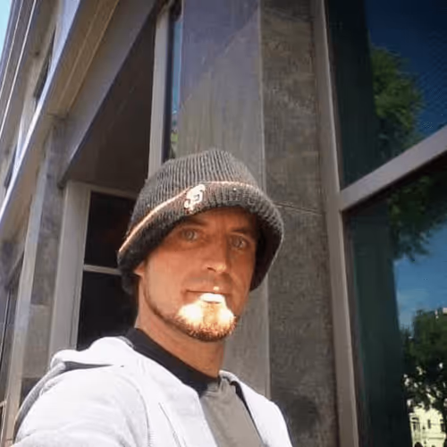 Item #41322400476976183489271531926067885441892787455507443433183053837290365255681 Media