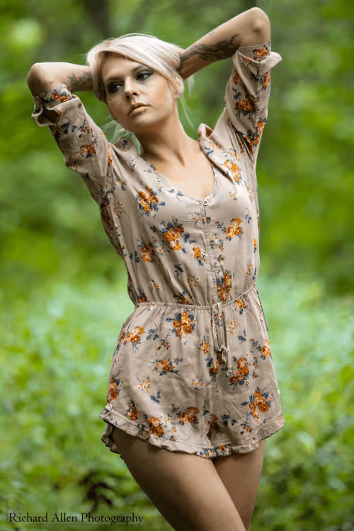 Item #66982704645945298158338753232258733759579696111162546614135094825047440752641 Media