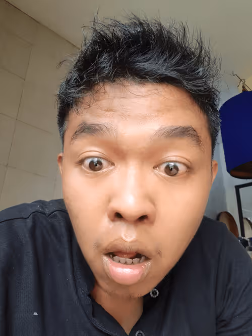 Item #92948981865320422805599959830976556920479252147255563009901976884402110595073 Media