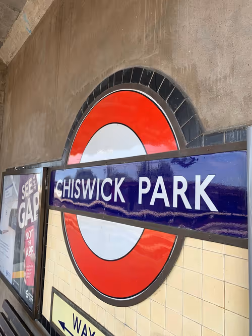 Item #4150753806870683774052548455547789890549256746747224210867065814202498254495 Media