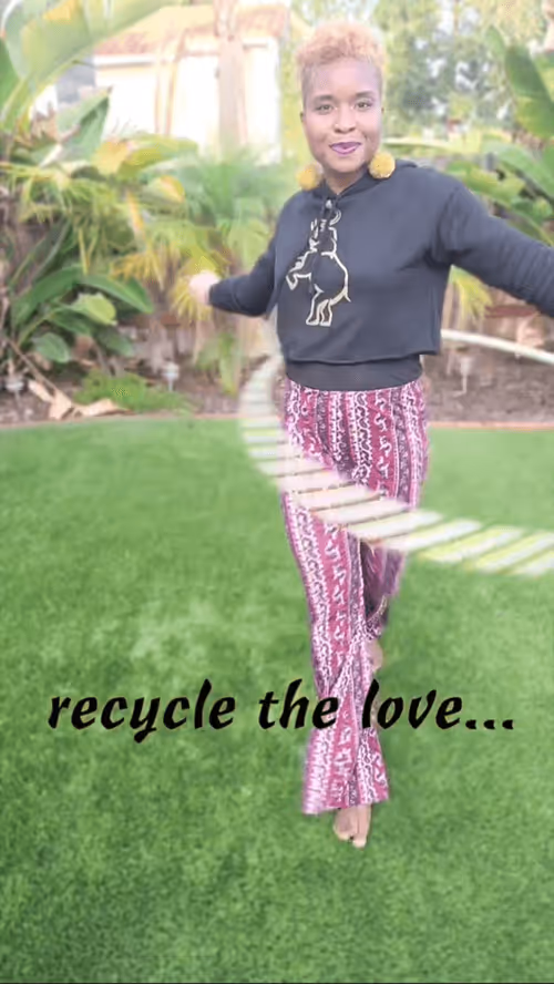 Item #97217317657525286252131511191032793001297789264533332771895895119616576323596 Media