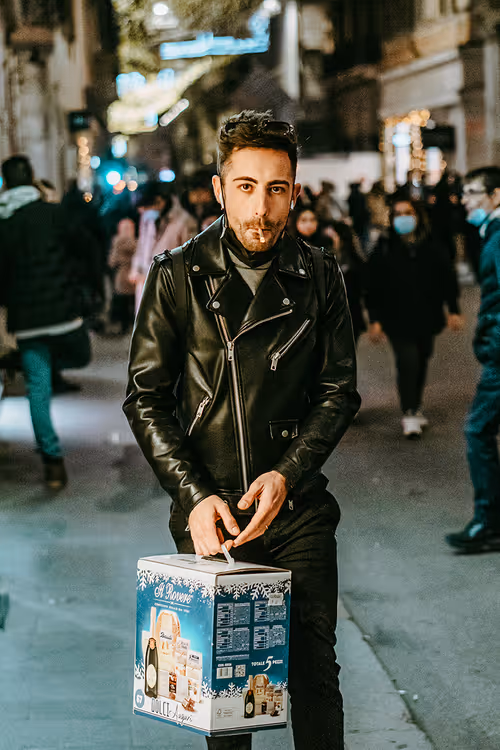 Item #24903874531350115991913359074638014120394763804843076394666794918161195991041 Media