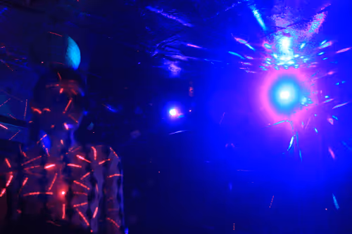 Item #25388429571187189400142896144030193801342767201083735738326485262904248500225 Media