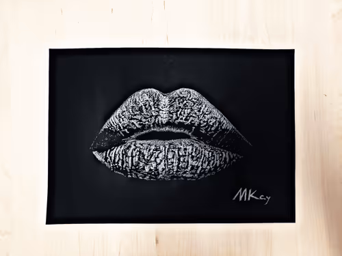 Item #48122630829020023147446267605654226974374927870031825893168782398219886788609 Media