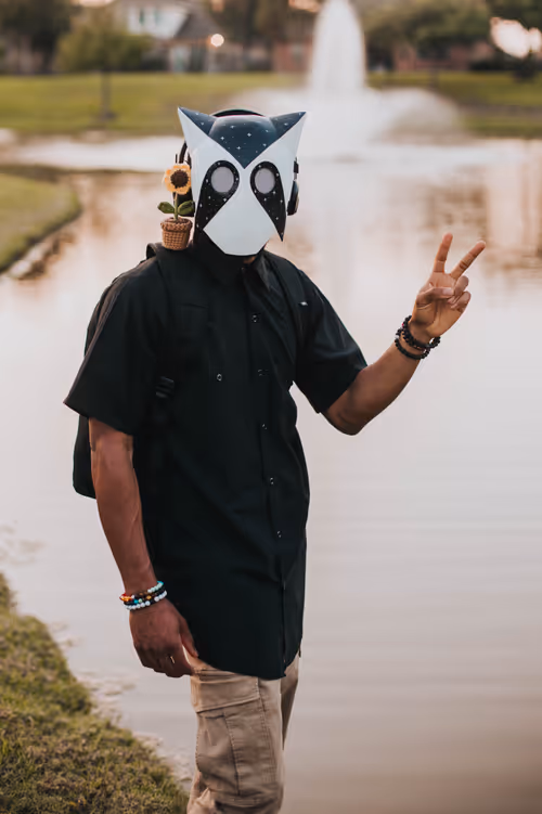 Item #24254534113002831667604478980442589605007155413265616638335107426719805472769 Media