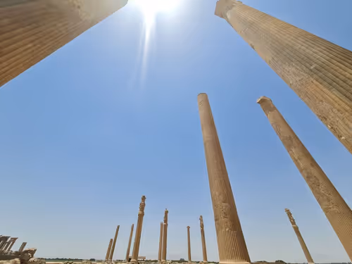 Item #24261417062516319054272586891288046618897856621205575028987138787459939172353 Media