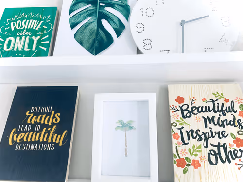 Item #114959533251376462673138351762884912304770645481449875141532063322180633493505 Media