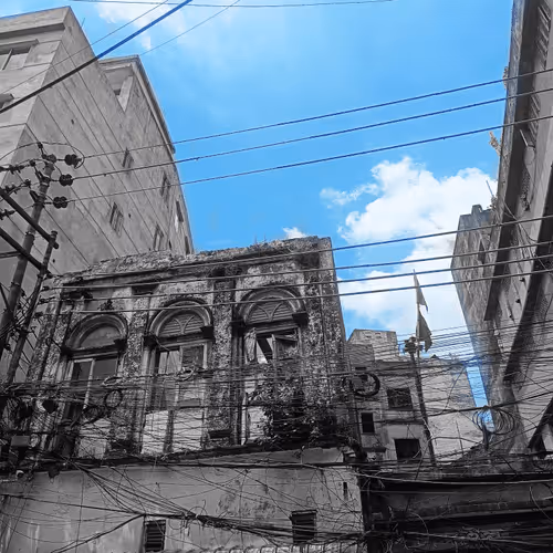 Item #67992331650723614361703023374283579868266072419832795467838943515362765832193 Media