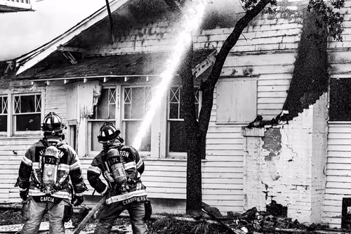 Item #27439795062901092399321903142193696129956748836890612143491337744280159518721 Media