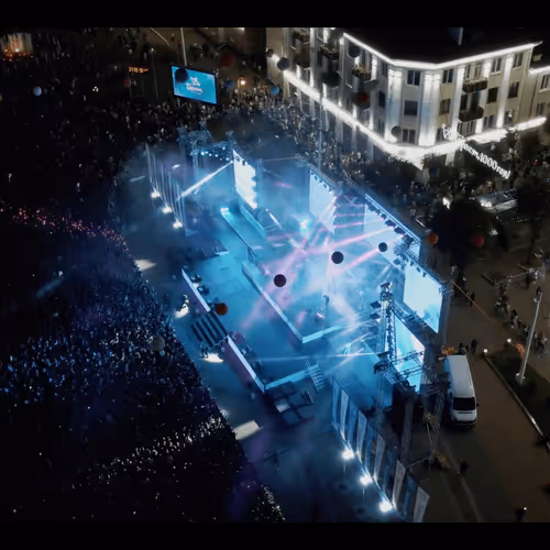 Item #66827108074012891609086779324712356922895398813492519118920299944509882499073 Media