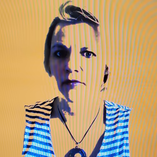 Item #7546491047107322762674593737698602790501548684970254007362911891394857533441 Media