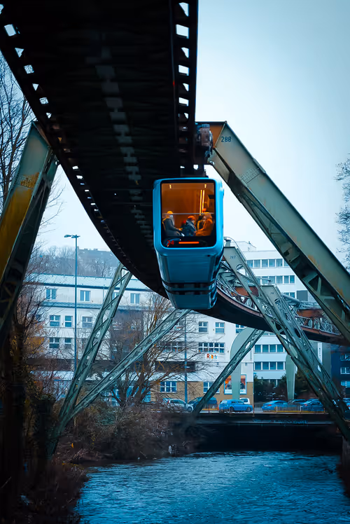 Item #1221306337100687933341799586999295926059352826216580485186700614936396038145 Media