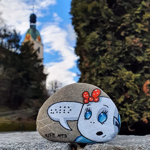 Item #76780836000871444111786607703412504968769074453506874541421732858880159907841 Media