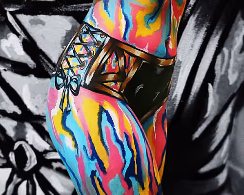 Item #97682853311764970719926389049159857425779045801292815502290804996002455486465 Media