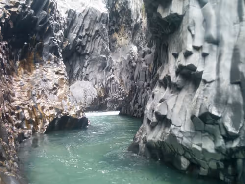 Item #56287055780979128950245095664156082691230445151418642547794192069502185766913 Media