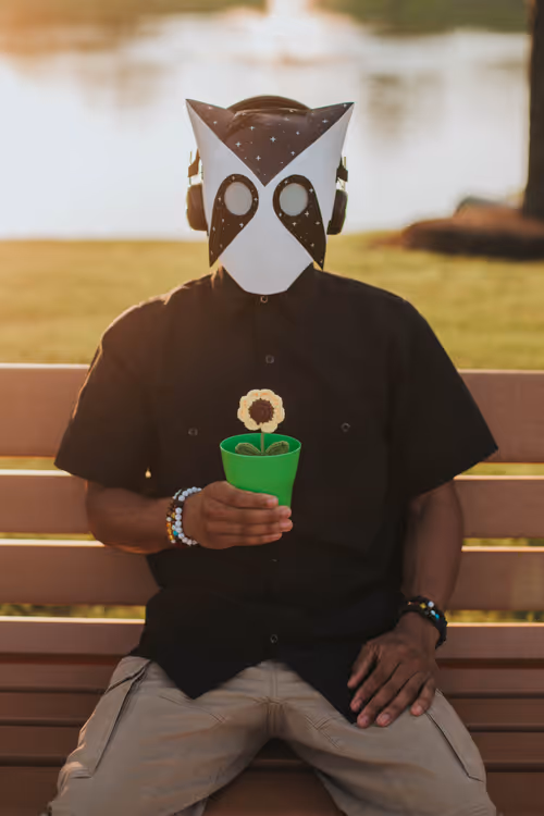 Item #24254534113002831667604478980442589605007155413265616638335107380540317106177 Media