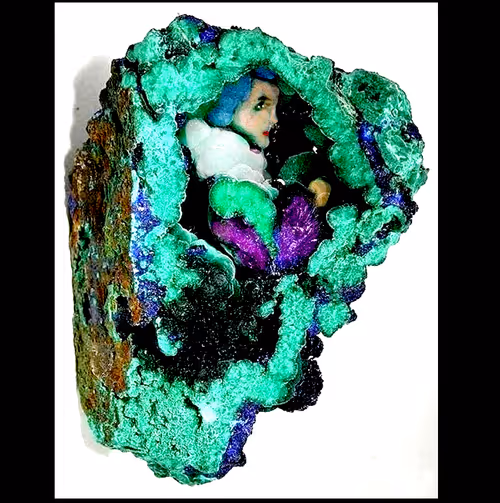 Item #56562240669744566902917354478544559464015839951748536018102512906888282112001 Media