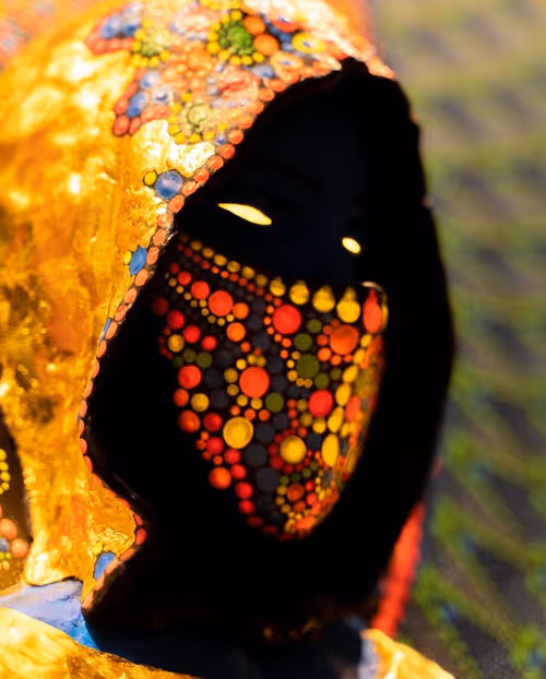 Item #33413414139489287400649870659377334176500574308326117543698477723282577555457 Media