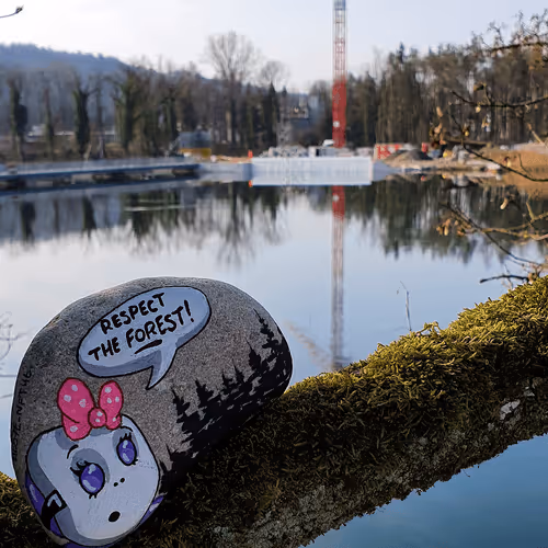 Item #76780836000871444111786607703412504968769074453506874541421732907258671529985 Media