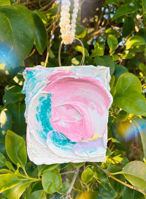 Item #58654334930060459623112029540609390596075555281444504747873440955856815390721 Media