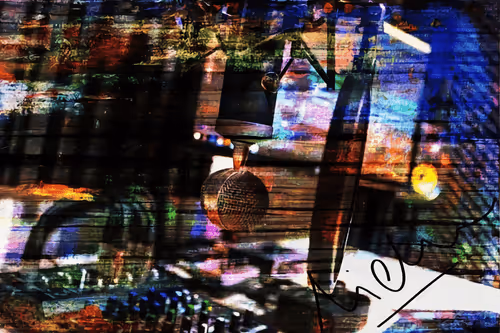 Item #70767292636112843340417118795403005321637949397565874496747374225432317526349 Media