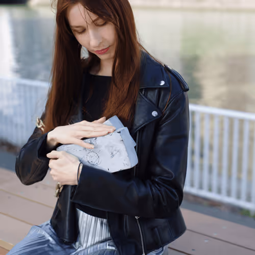 Item #58449322519431846872253089804577122753682979220247499216515440988828351856641 Media