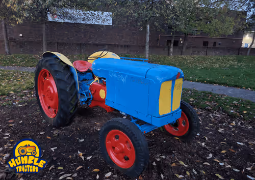 Item #35863194083128256797647772425284652682645032595179500226087347027362409611265 Media