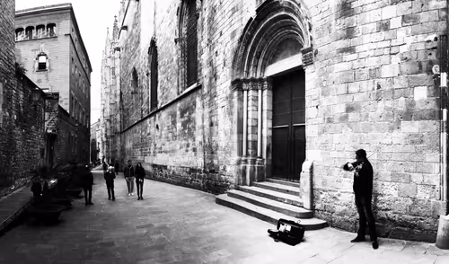 Item #92634768683461677209220064290048908531816858532891028822963257947688791965697 Media