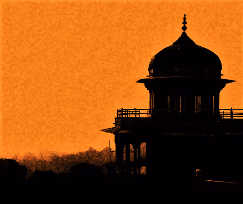 Item #67068742660411068539939996504871372092389016604167773660624633346273616855041 Media