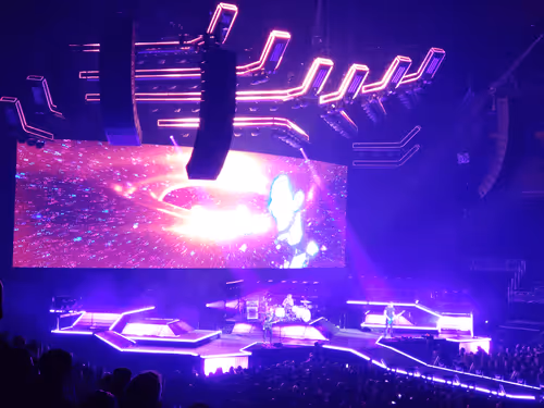 Item #9465225036097986852809308414241989554970344814191743666457664725689491783681 Media