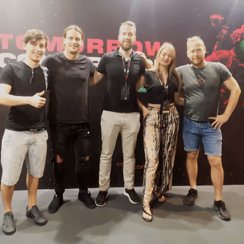 Item #2628333874954437755590947507767253607701783208951874616811501943522890612737 Media